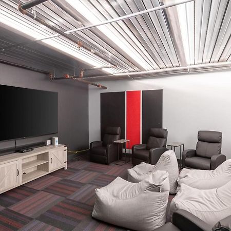 Sunny 1Br Apartment Walking Distance To Fiserv 密尔沃基 外观 照片